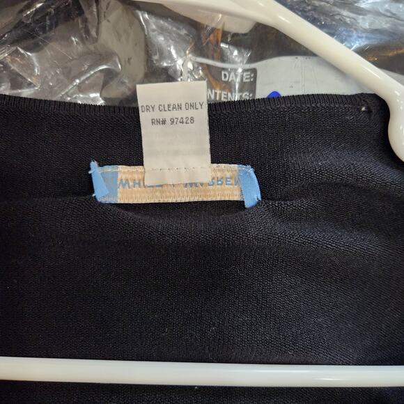 White + Warren Long Sleeve Keyhole Neck Minimalist Sweater Black Size Medium - Picture 4 of 5